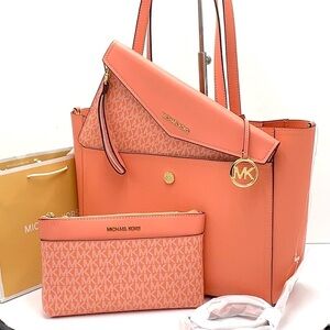 MICHAEL KORS 
Maisie Large Pebbled Leather 3-in-1 Tote Bag SHERBERT signature